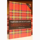 Fotografija knjige Tartans of Scotland : edited by Blair Urquhart